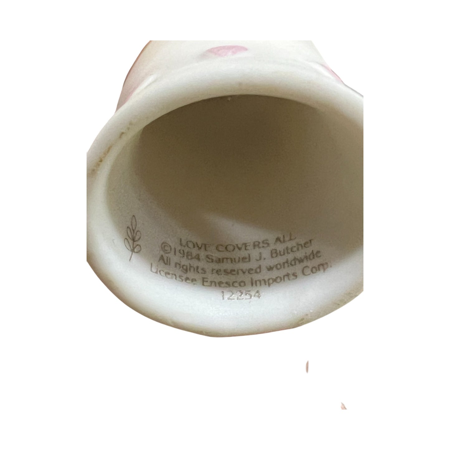 Precious Moments - Love Cover All Thimble - 12254 - 1985 - 2.25"