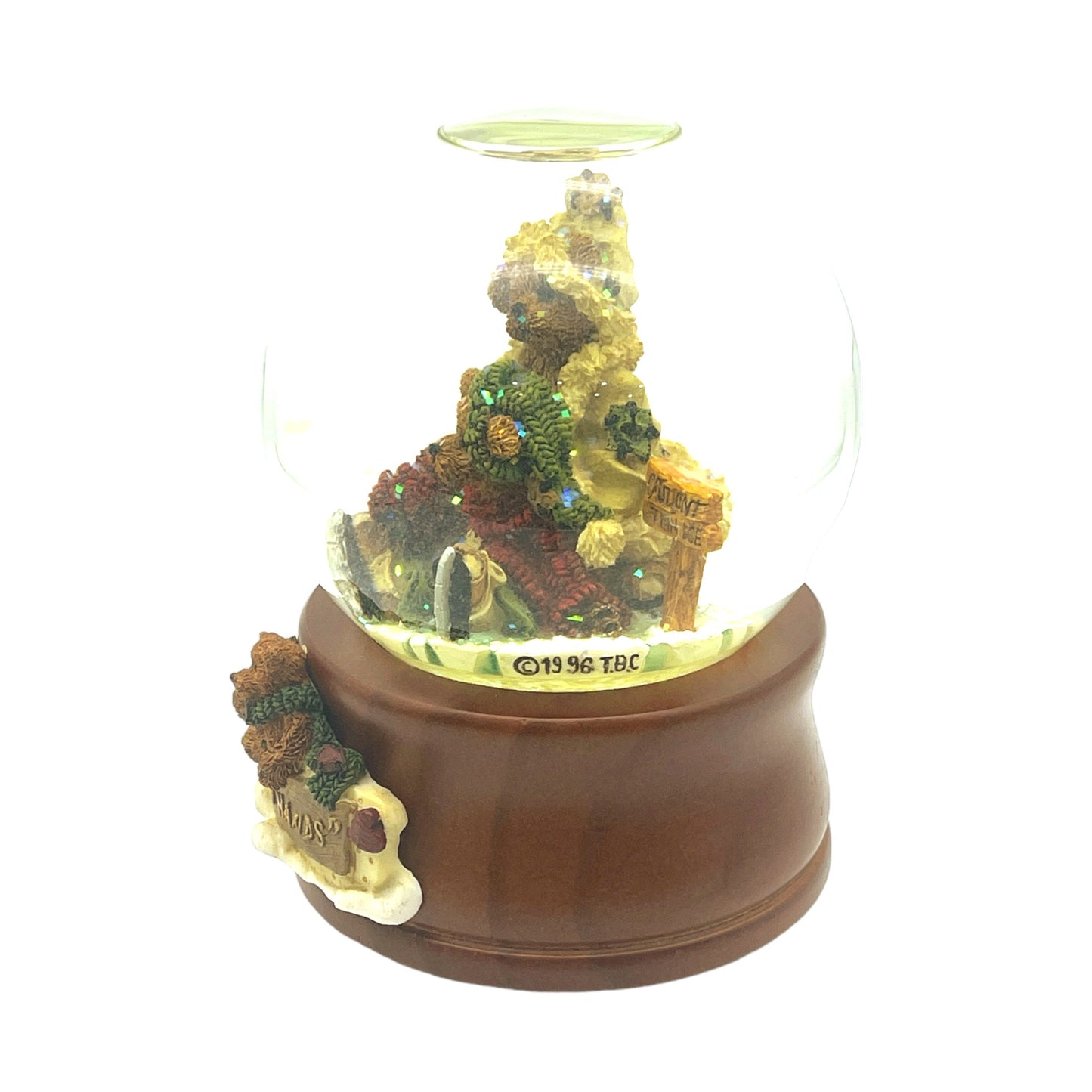 Boyds Bear & Friends - Music Snow Globe - Helping Hands E2/76 - 6"