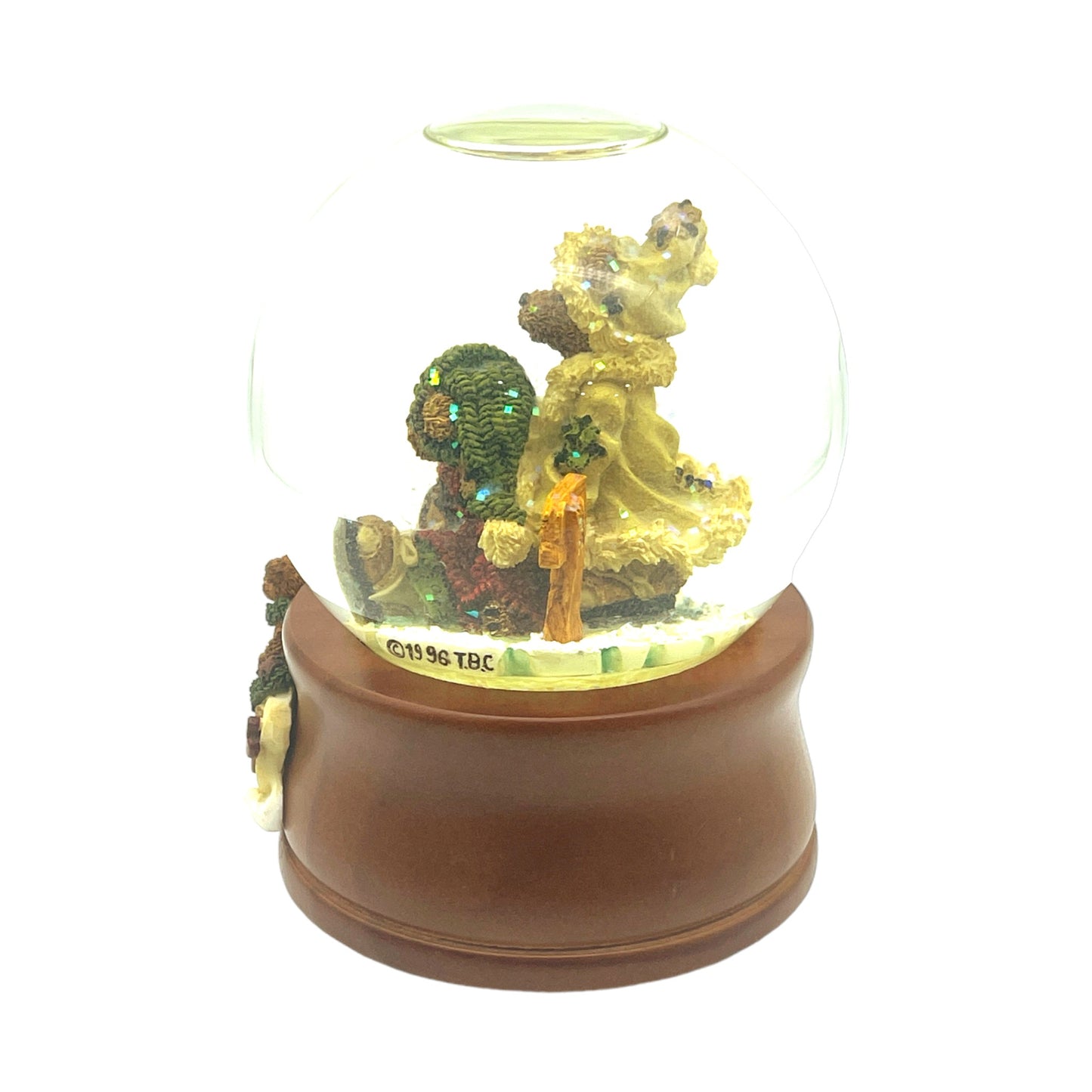 Boyds Bear & Friends - Music Snow Globe - Helping Hands E2/76 - 6"