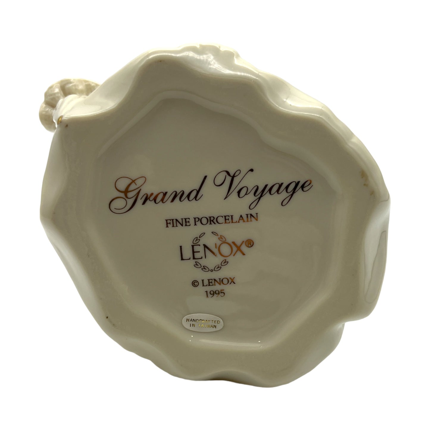 Lenox - Grand Voyage - 1995 Ivory Classic Figurine - Limited Edition - Original Box - 9.25"