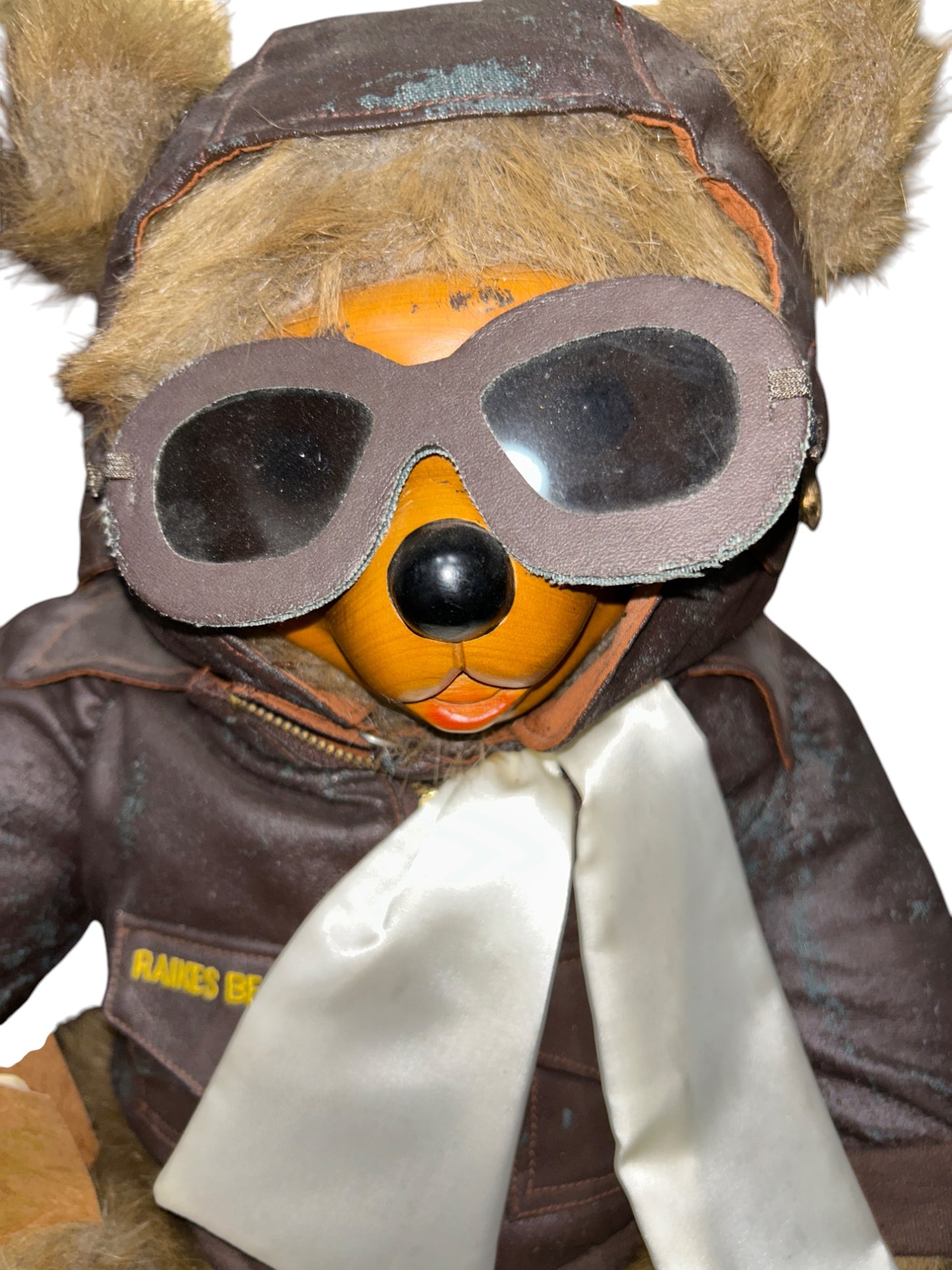 Raikes Bears - Wood Faced - Lindy Pilot - Limited To 15000 - Jointed - 21"