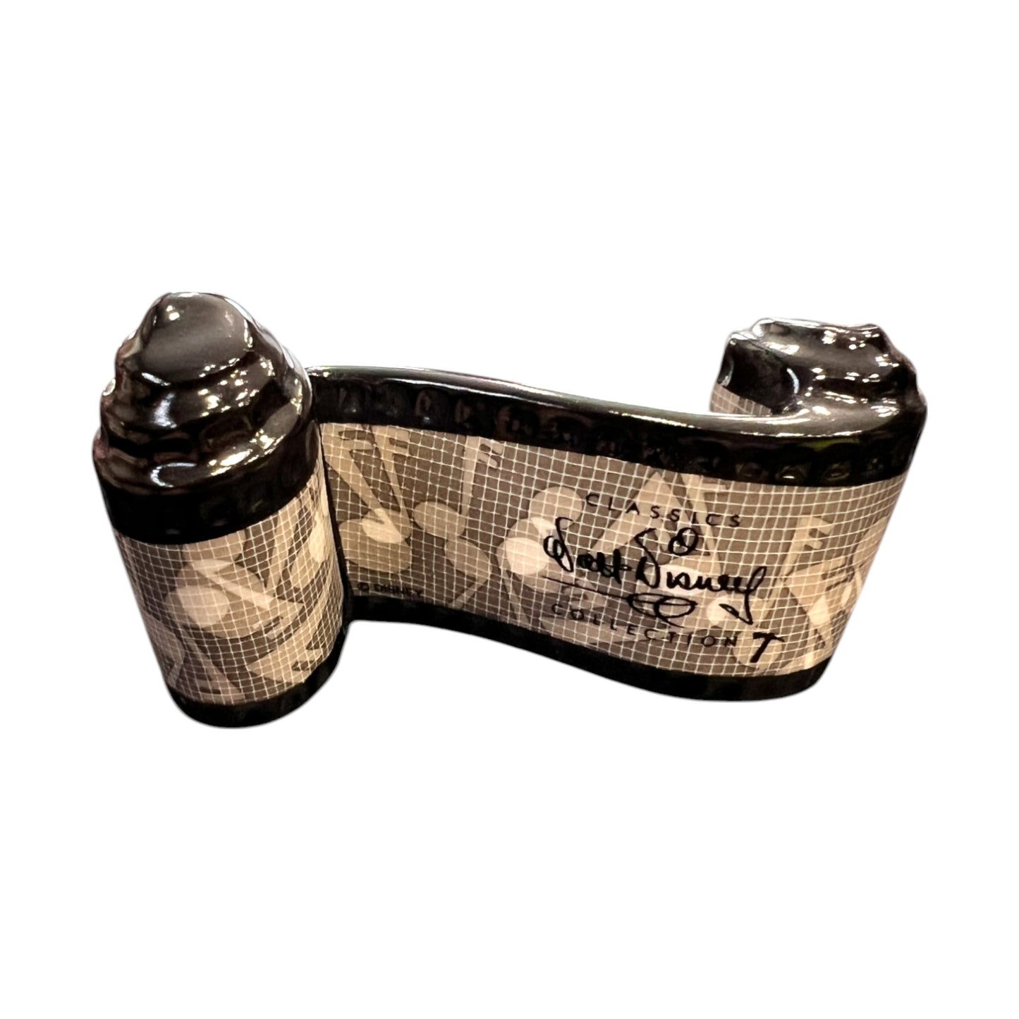 Walt Disney Classic - Puppy Love Movie Scroll - 2"