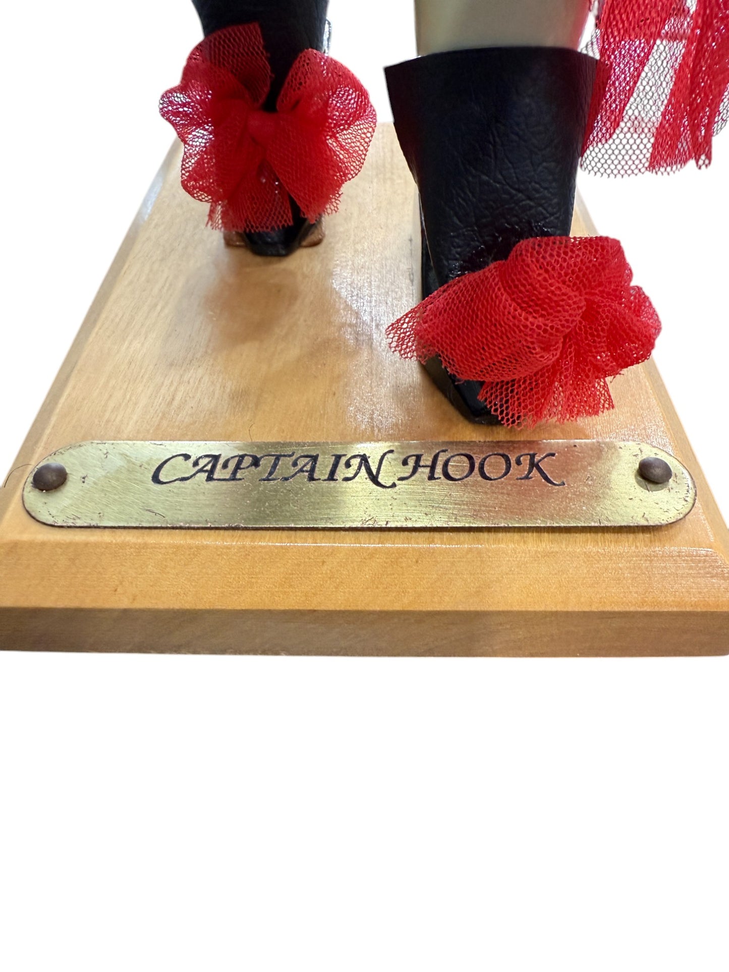 Steinbach - Captain Hook Nutcracker - 1/7500 - 2004 - 18"