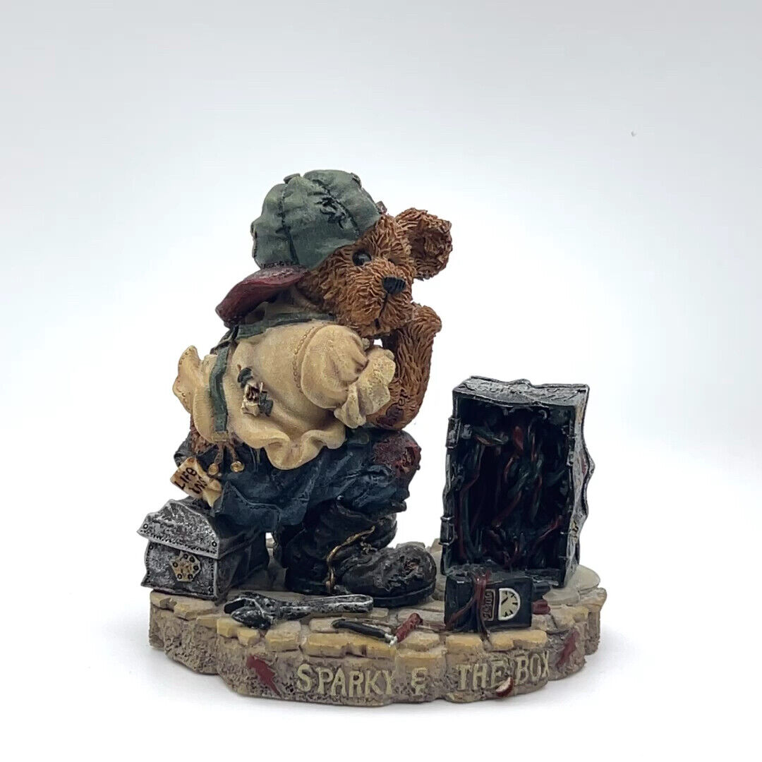 Boyds Bear & Friends - Sparky The Box 8E/2770