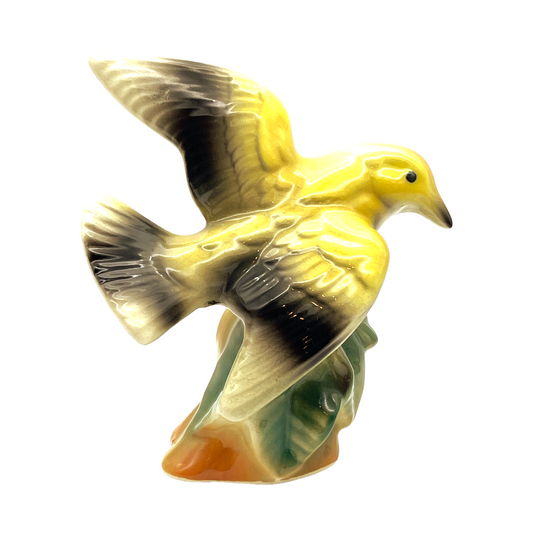 Royal Copley - Yellow Kingfisher On Tree Stump Figurine - Vintage - 5"