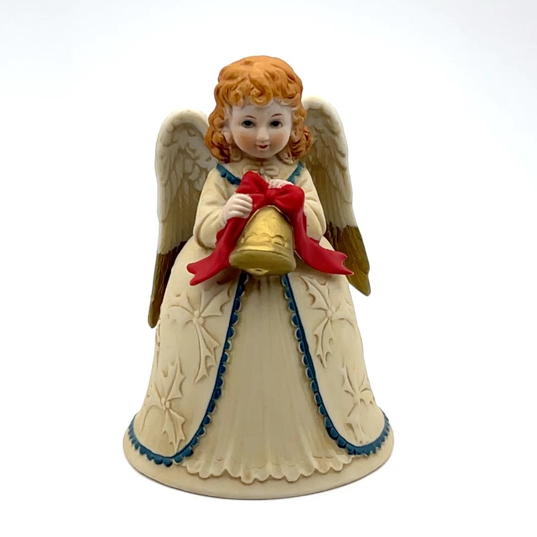 Homco - Vintage Angle Bell - 5"