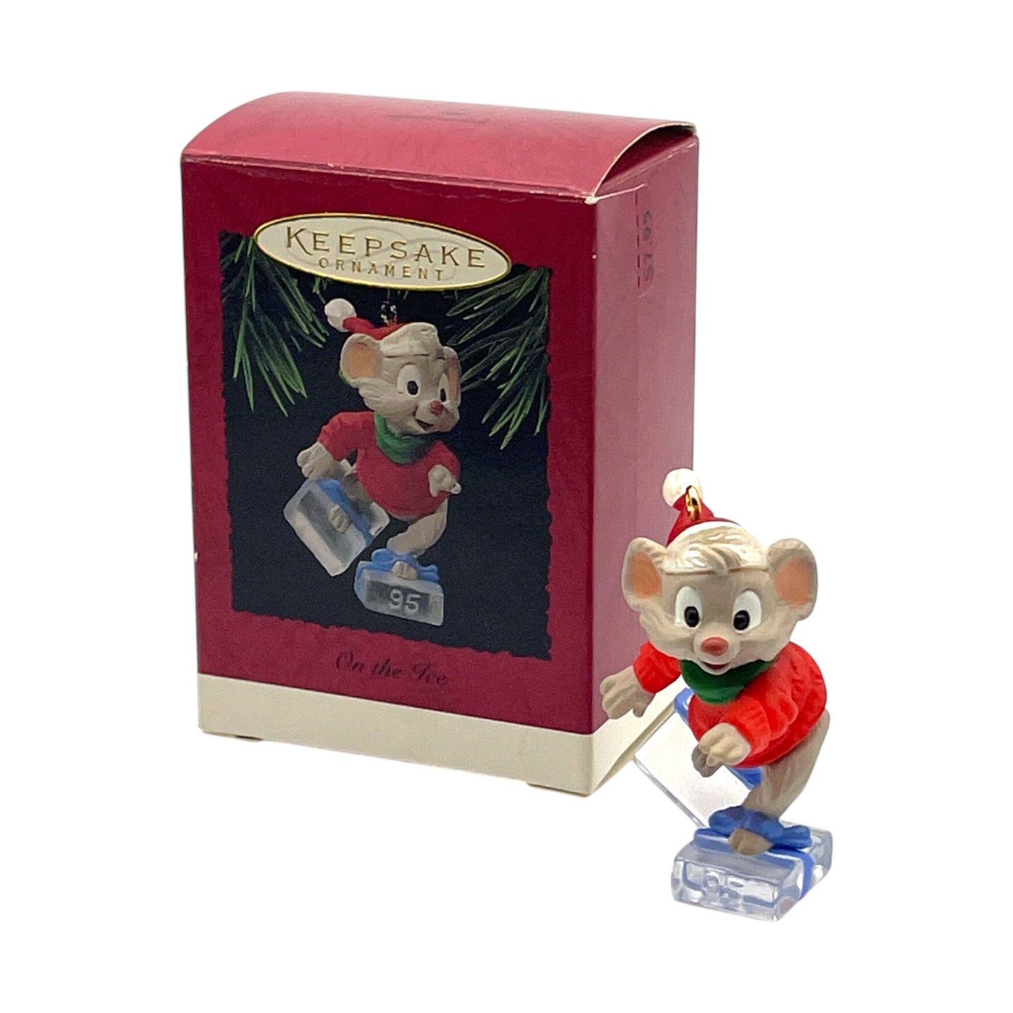 Hallmark Keepsake Ornament - On The Ice - 1995 - 2.19"