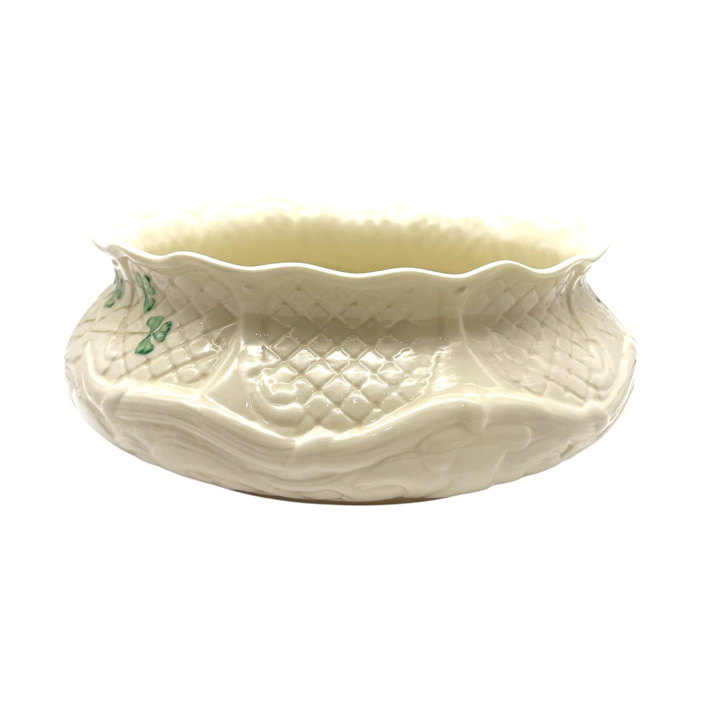 Belleek - Shamrock Dairiada Fruit Bowl - Ninth Mark - 10"