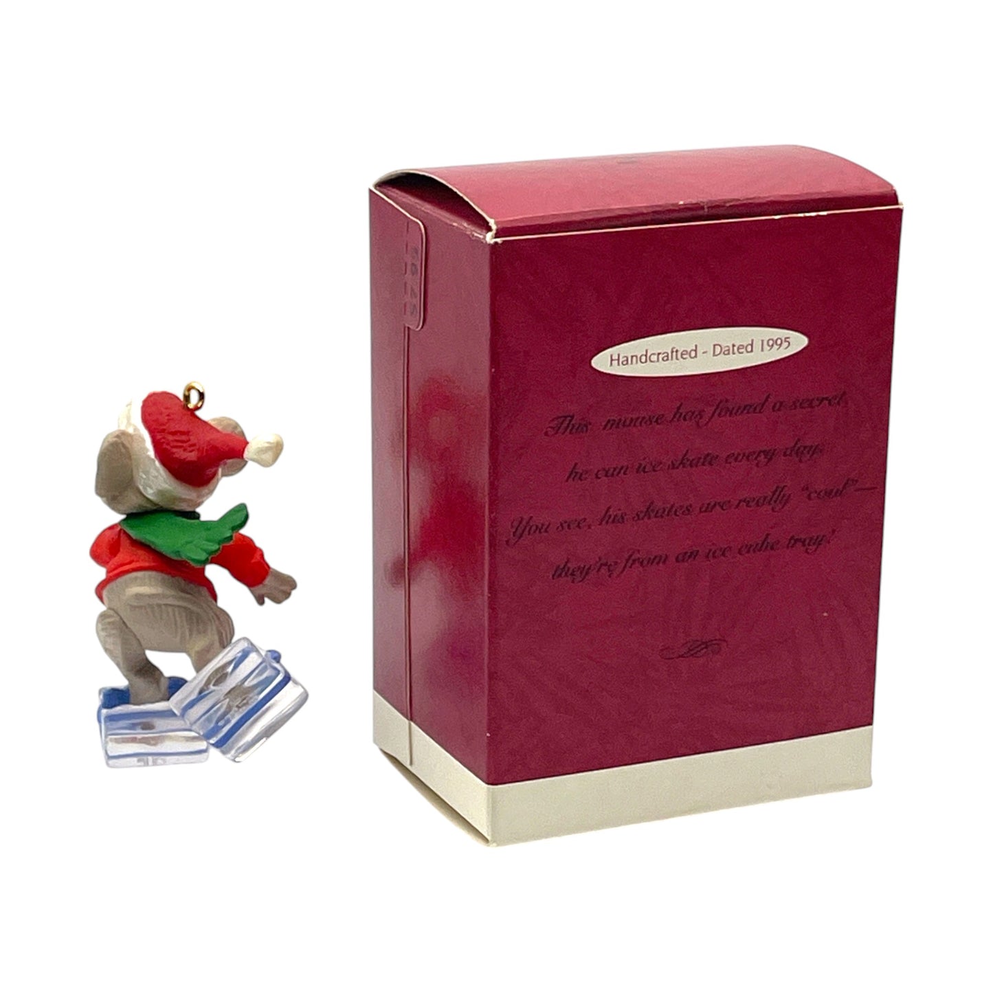 Hallmark Keepsake Ornament - On The Ice - 1995 - 2.19"