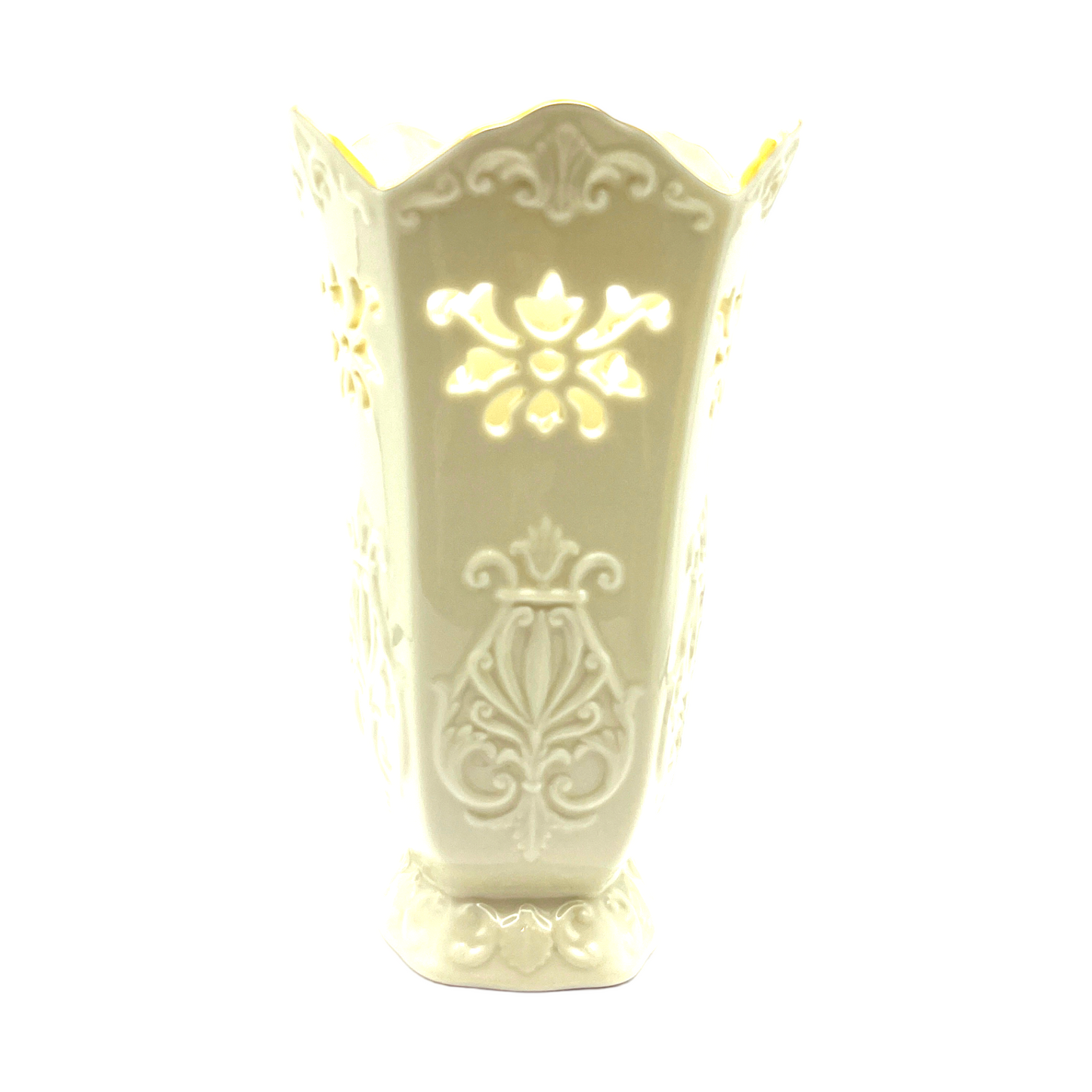 Lenox - Vase - Langtry Collection - 24K Gold Trim - Vintage - 7"