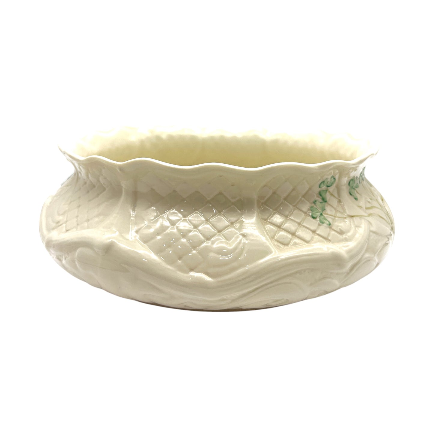 Belleek - Shamrock Dairiada Fruit Bowl - Ninth Mark - 10"