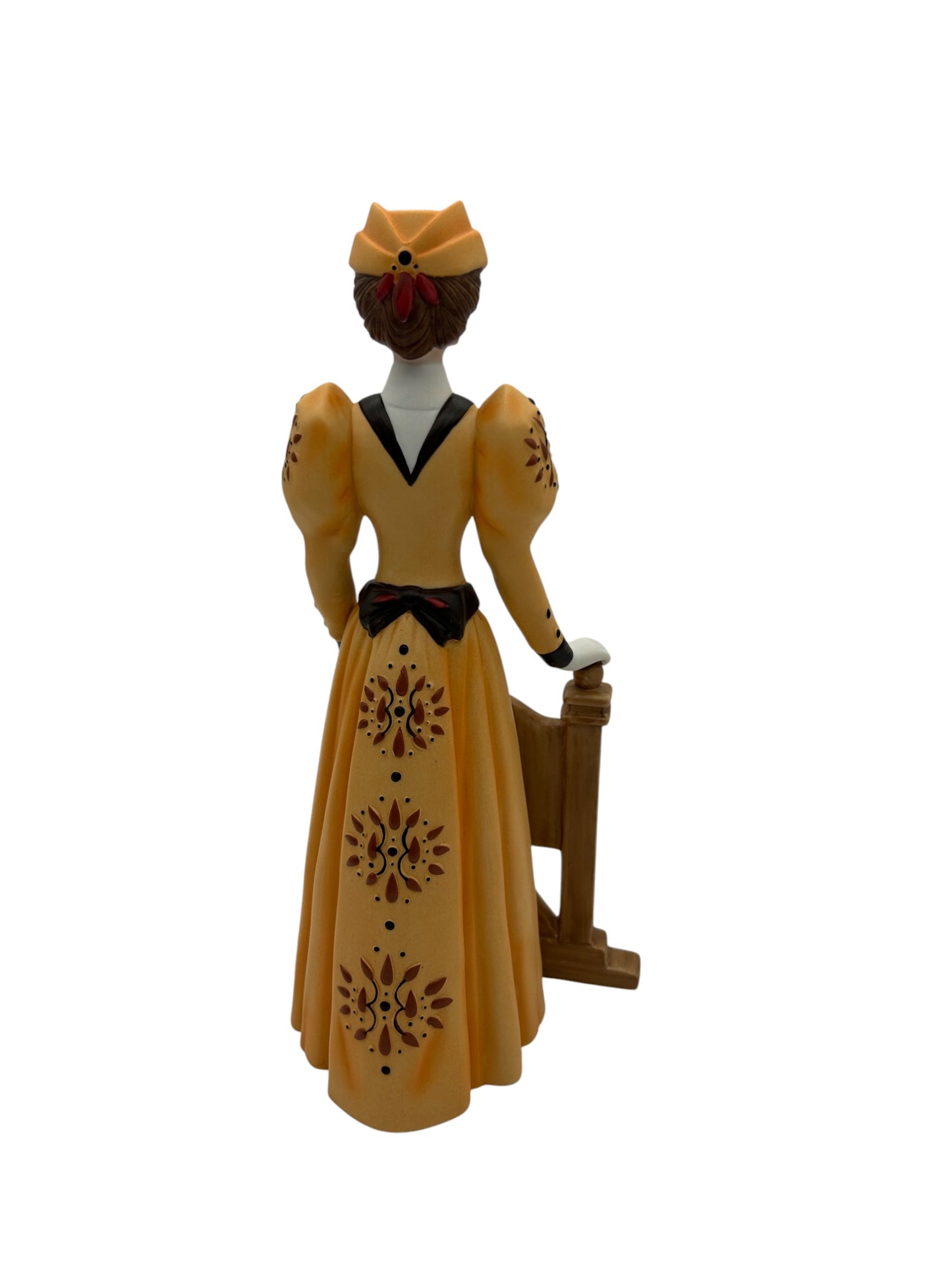 Avon - 2013 Presidents Club Figure Mrs. Albee Award Figurine Statue - NWB - 10"