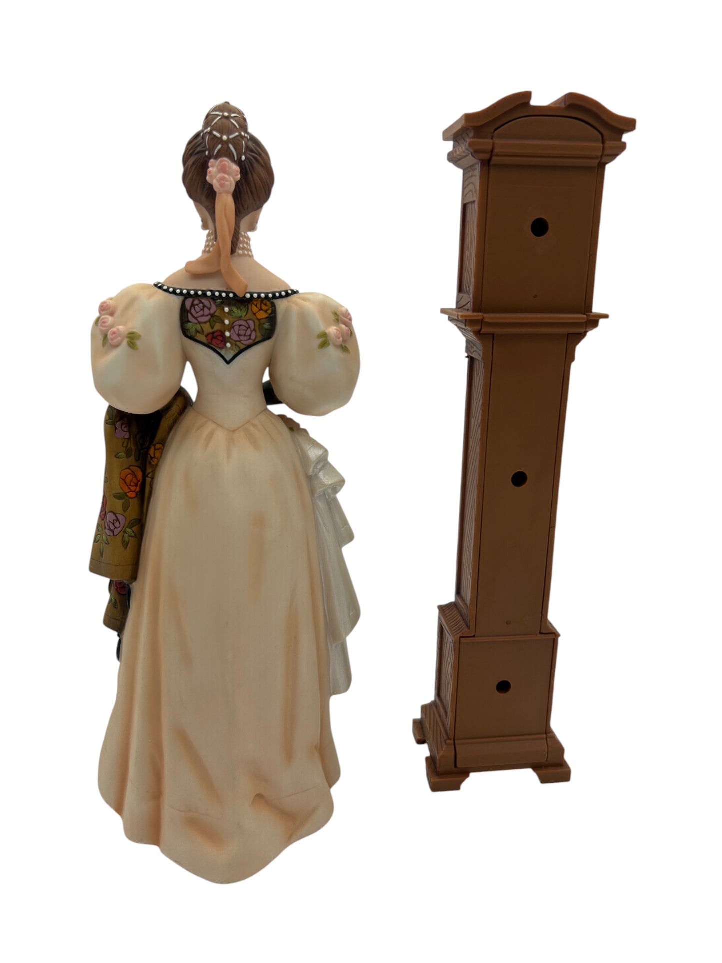 Avon - 2000 Presidents Club Figure Mrs. Albee Award Figurine Statue - NWB - 10"