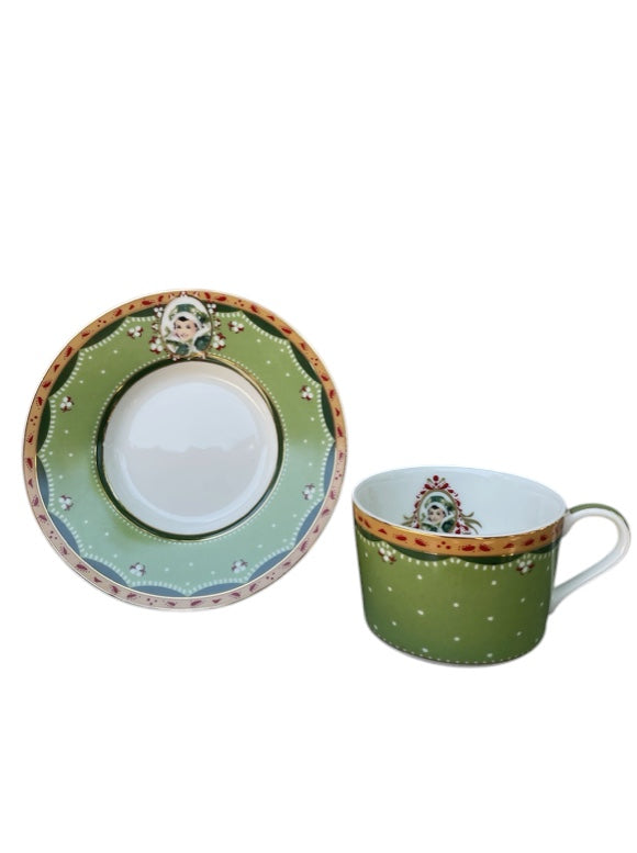 Avon - Honor Society - 2003 Commemorative Mrs. Albee Honor Society Tea Cup & Saucer Set with Stand - NWB - 6"