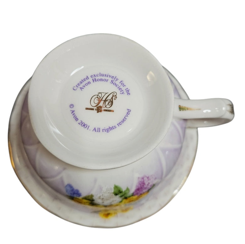 Avon - Honor Society - 2001 Commemorative Mrs. Albee Honor Society Tea Cup & Saucer Set with Stand - NWB - 6"