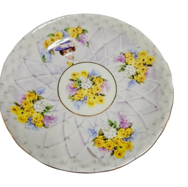 Avon - Honor Society - 2001 Commemorative Mrs. Albee Honor Society Tea Cup & Saucer Set with Stand - NWB - 6"