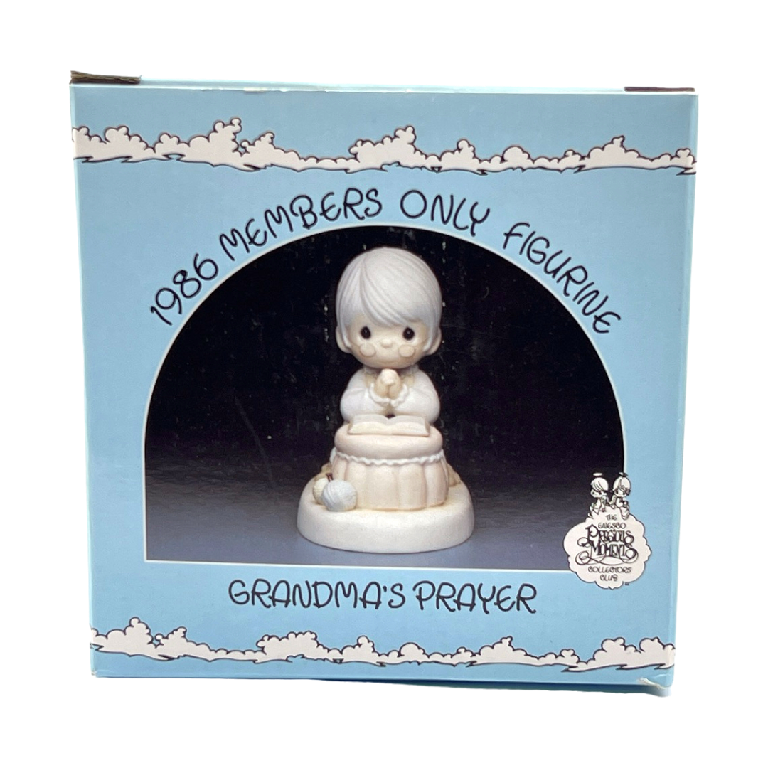 Precious Moments - 1996 Member Only - Grandma's Prayer - PM-861 - Box